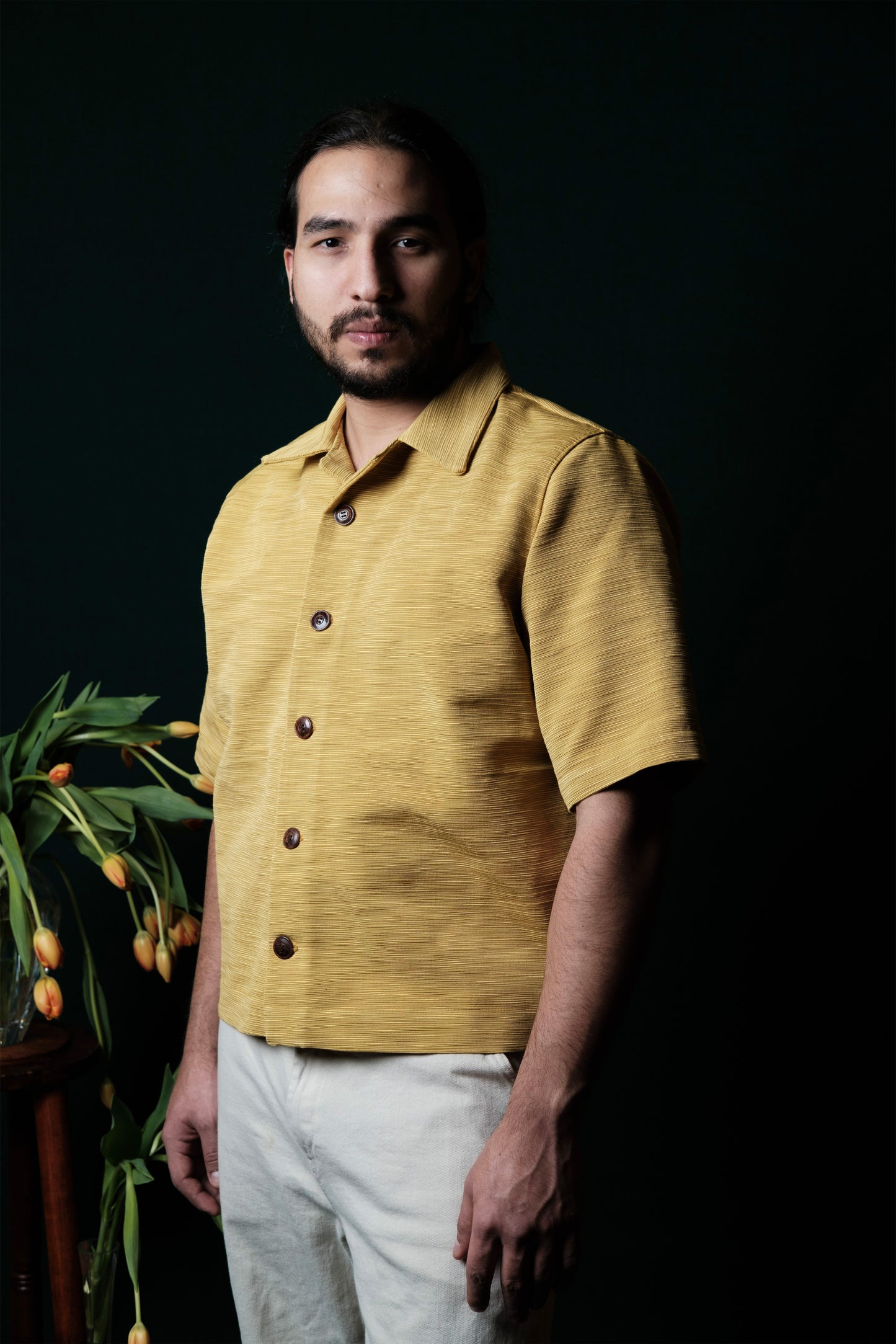 La Camiseta Amarrila