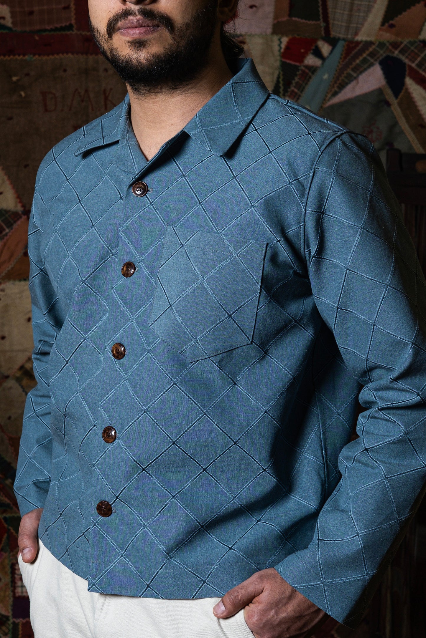 La Camisa en Azul